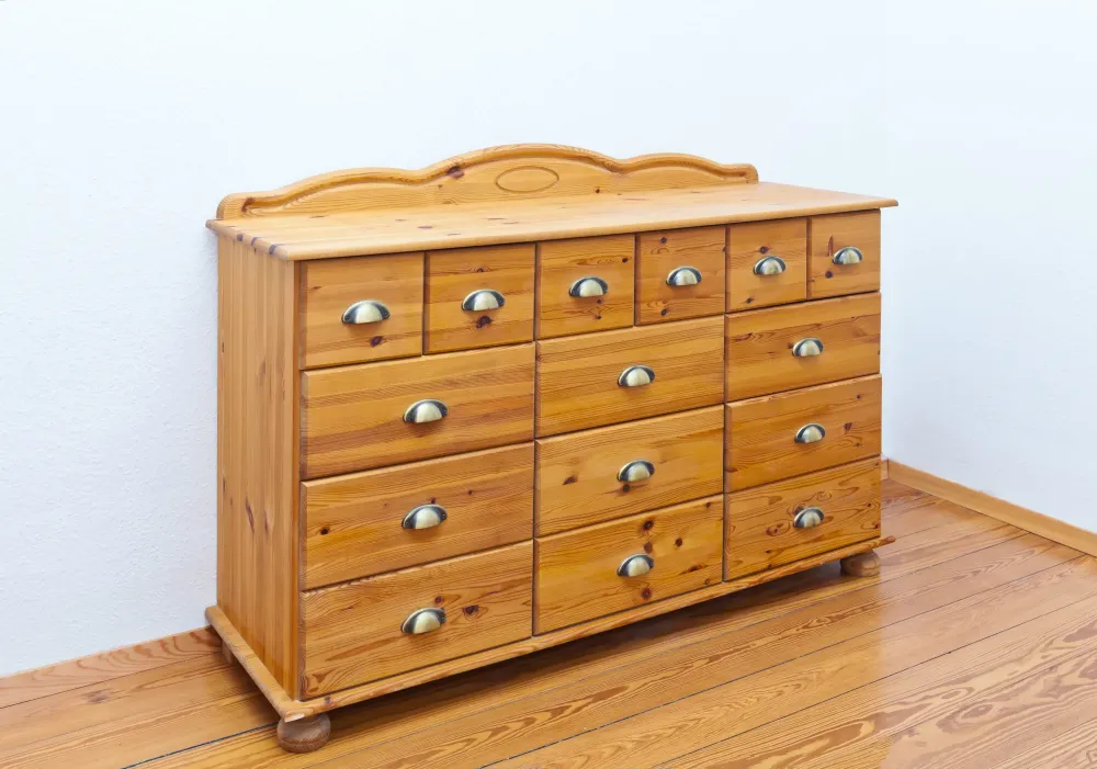 meuble en bois massif (1)